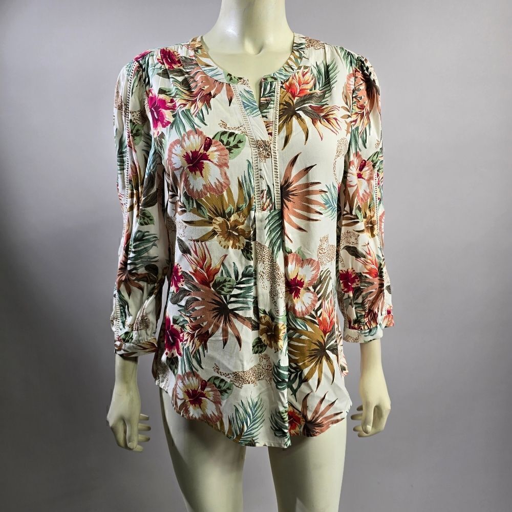 My Danielle small top nwt R6
